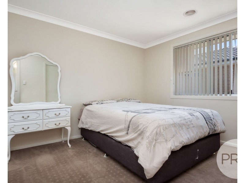 47 Jack Avenue, Mount Austin NSW 2650