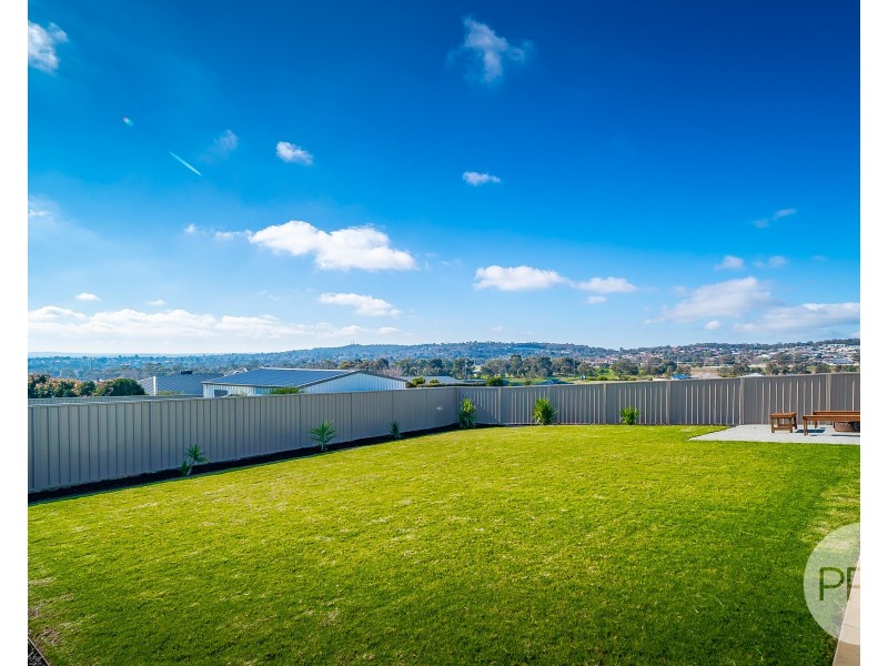 16 Ansett Street, Lloyd NSW 2650
