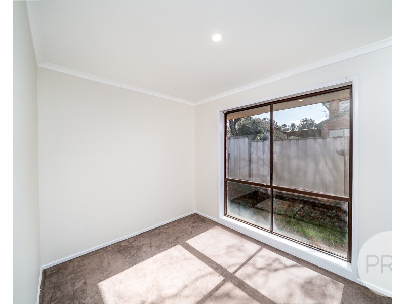 9 Egret Place, Estella NSW 2650