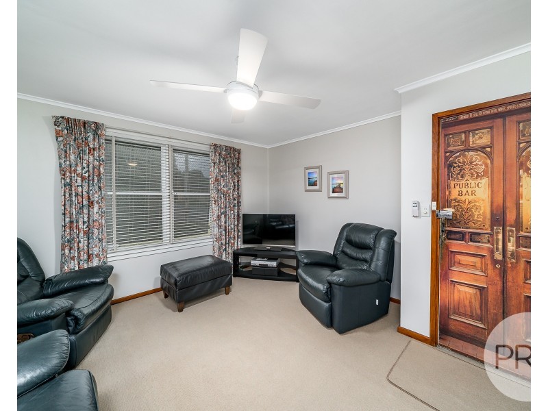 21 Tarakan Avenue, Wagga Wagga NSW 2650