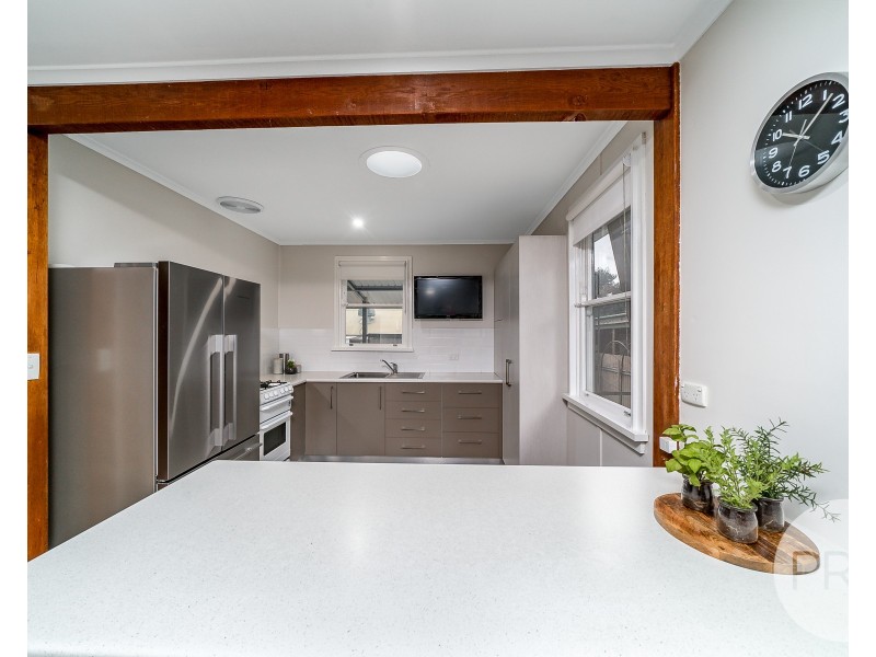 21 Tarakan Avenue, Wagga Wagga NSW 2650