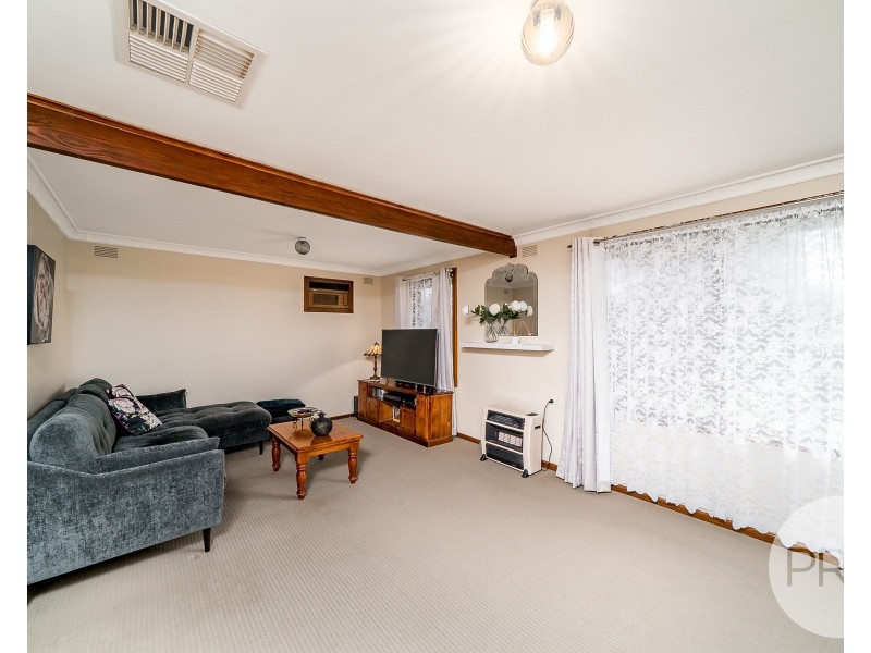 277 Fernleigh Road, Ashmont NSW 2650