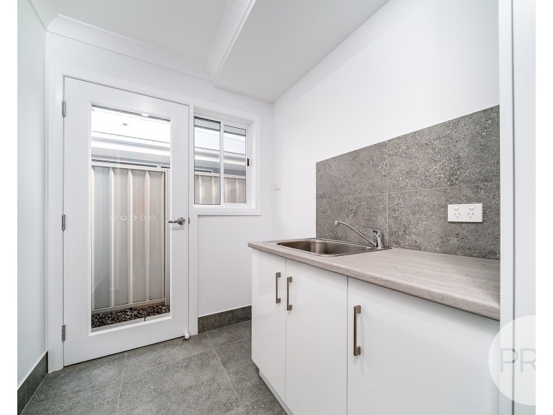 52 Preston Crescent, Lloyd NSW 2650