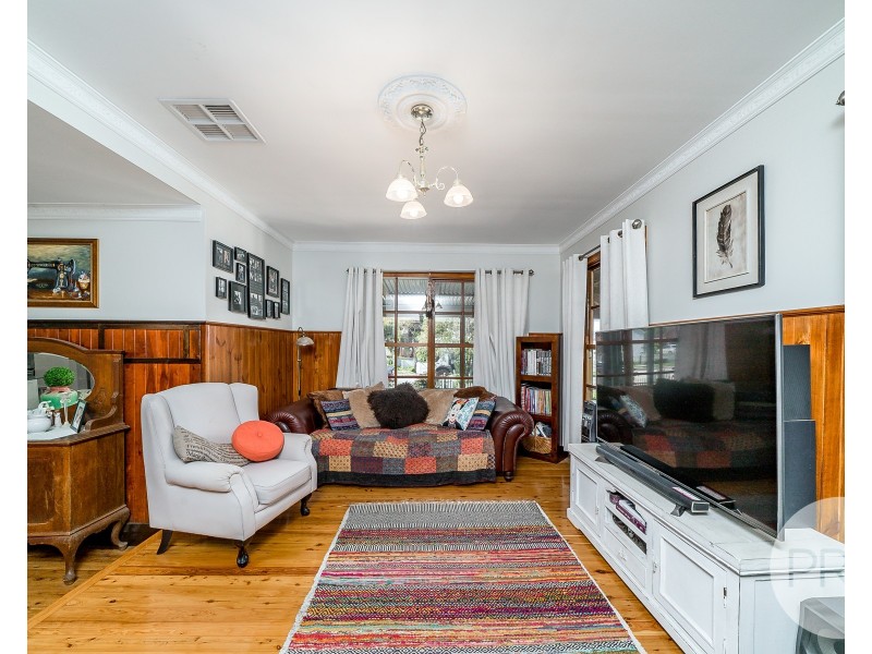 30 William Street, North Wagga Wagga NSW 2650