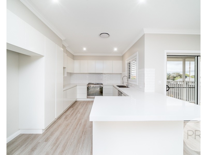 103 Coleman Street, Turvey Park NSW 2650