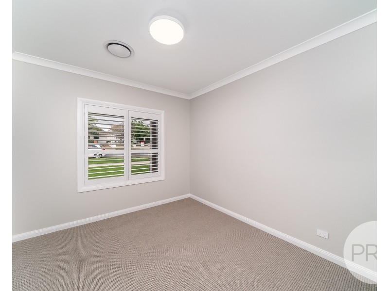 103 Coleman Street, Turvey Park NSW 2650