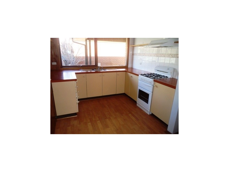 11 Goborra Street, Glenfield Park NSW 2650