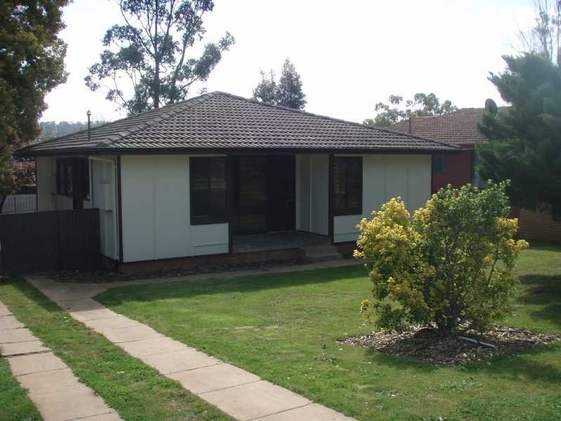 20 Callaghan Street, Ashmont NSW 2650