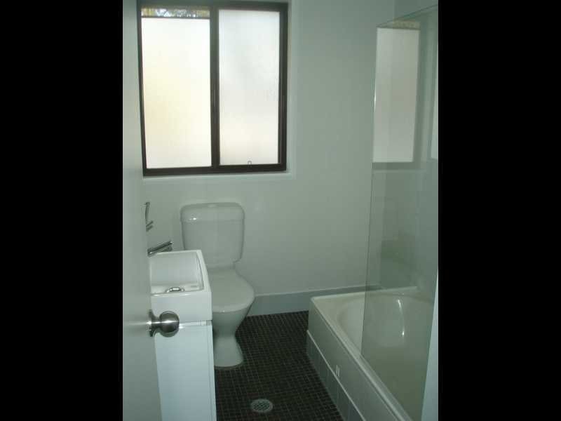 20 Callaghan Street, Ashmont NSW 2650