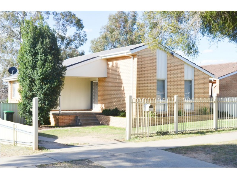 231 Fernleigh Road, Wagga Wagga NSW 2650