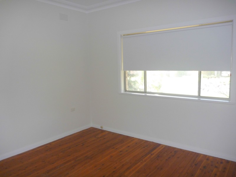 2 Mark Avenue, Tolland NSW 2650