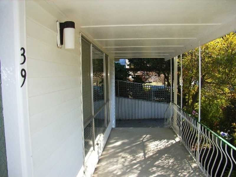 39 White Avenue, Kooringal NSW 2650