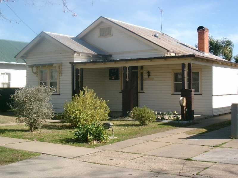 213 Gurwood Street, Wagga Wagga NSW 2650