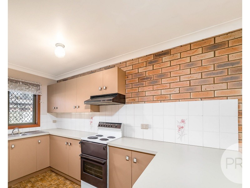 6/12 Wewak Street, Ashmont NSW 2650