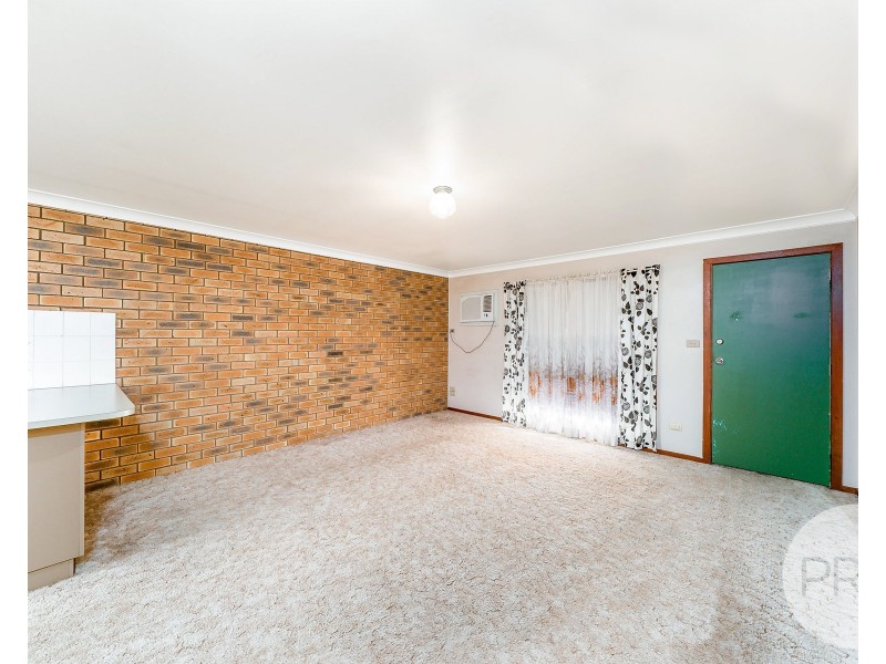6/12 Wewak Street, Ashmont NSW 2650