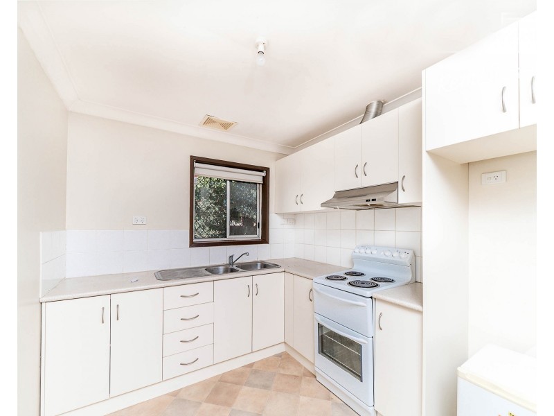 3/4 Veale Street, Ashmont NSW 2650