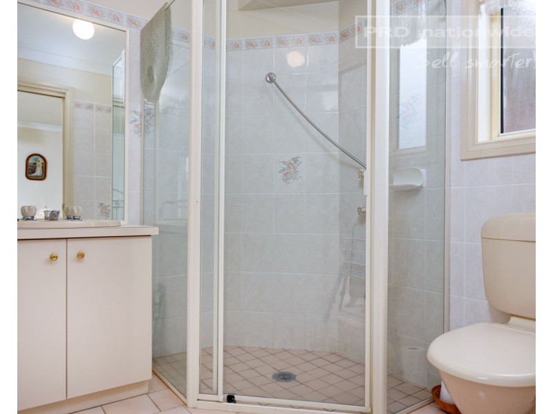 27 Nunkeri Street, Glenfield Park NSW 2650