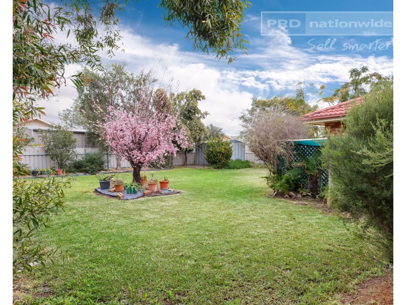 27 Nunkeri Street, Glenfield Park NSW 2650
