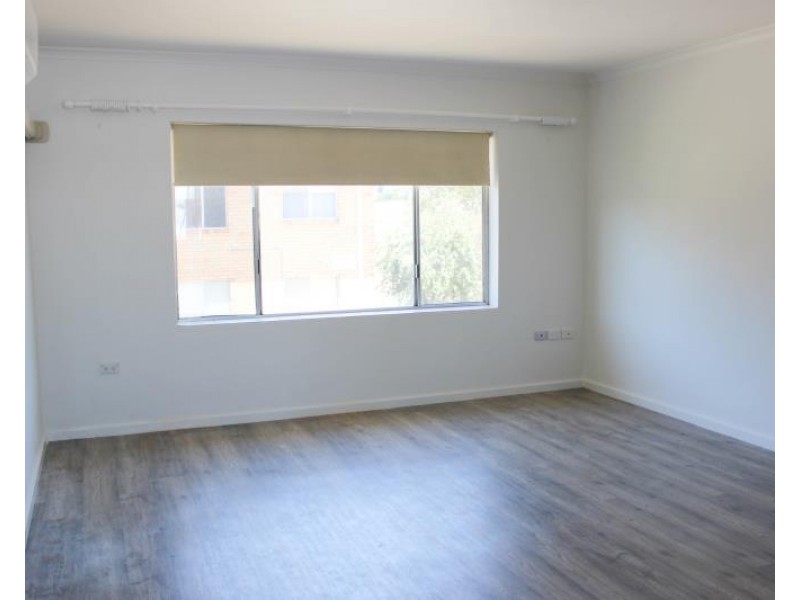 3/187 Lake Albert Road, Kooringal NSW 2650