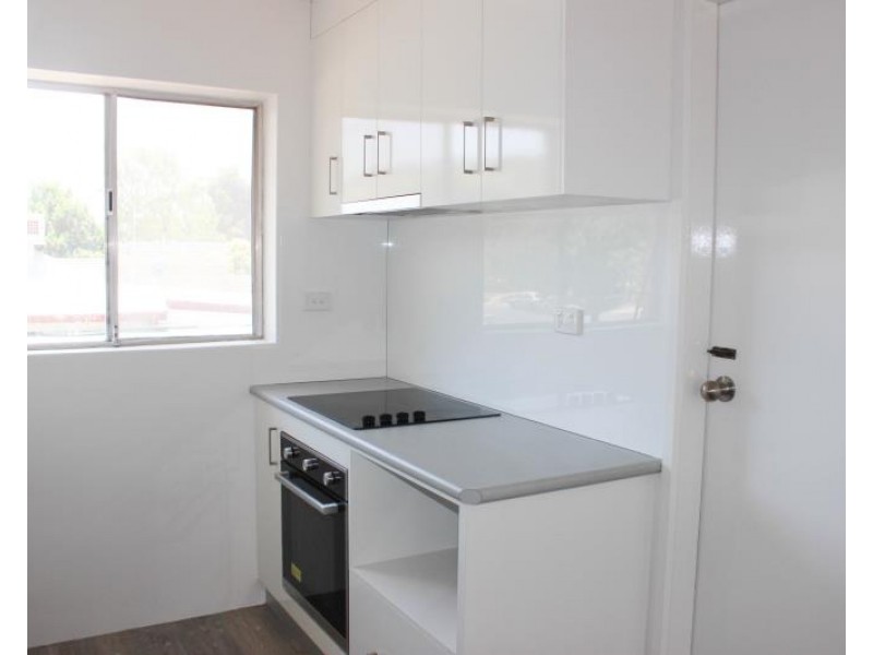 3/187 Lake Albert Road, Kooringal NSW 2650