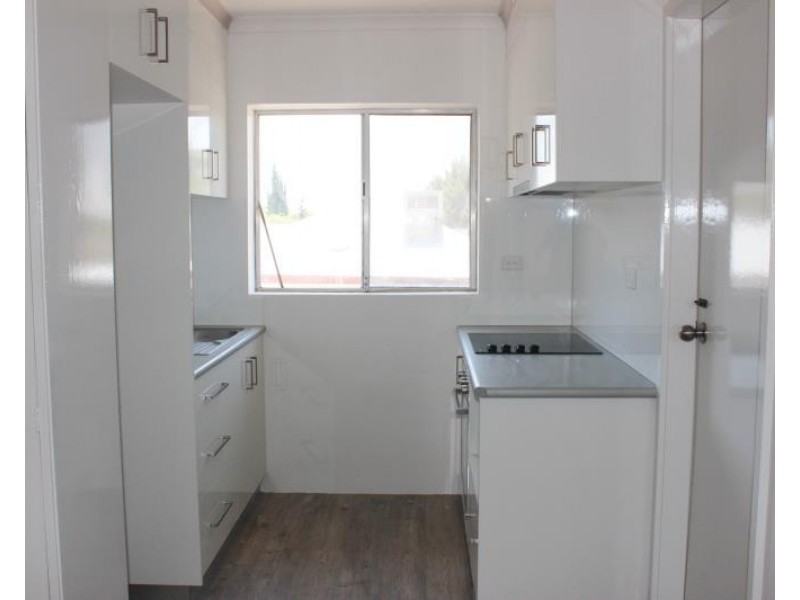 3/187 Lake Albert Road, Kooringal NSW 2650