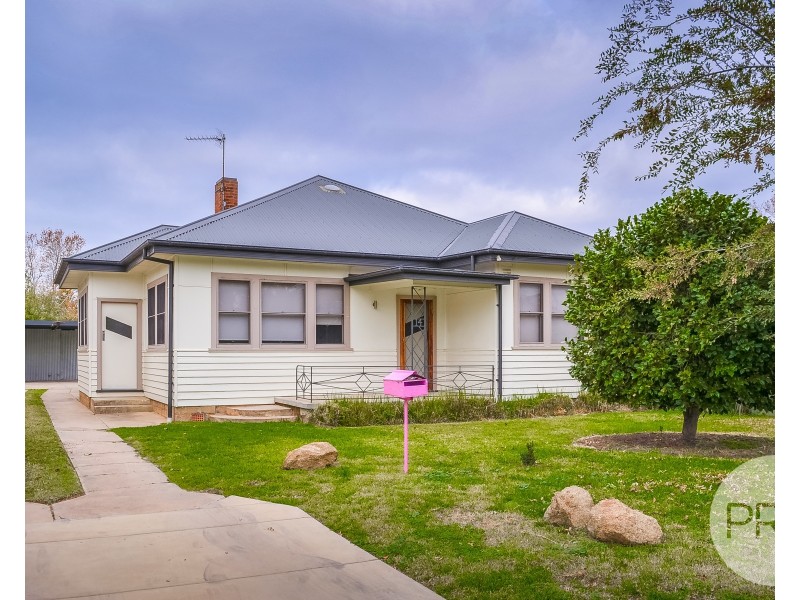 14 Rhoda Avenue, Wagga Wagga NSW 2650