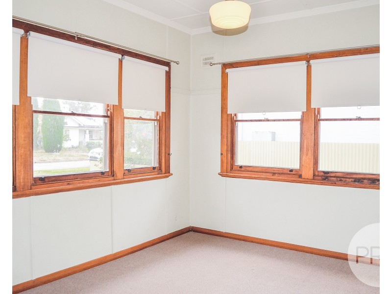 14 Rhoda Avenue, Wagga Wagga NSW 2650