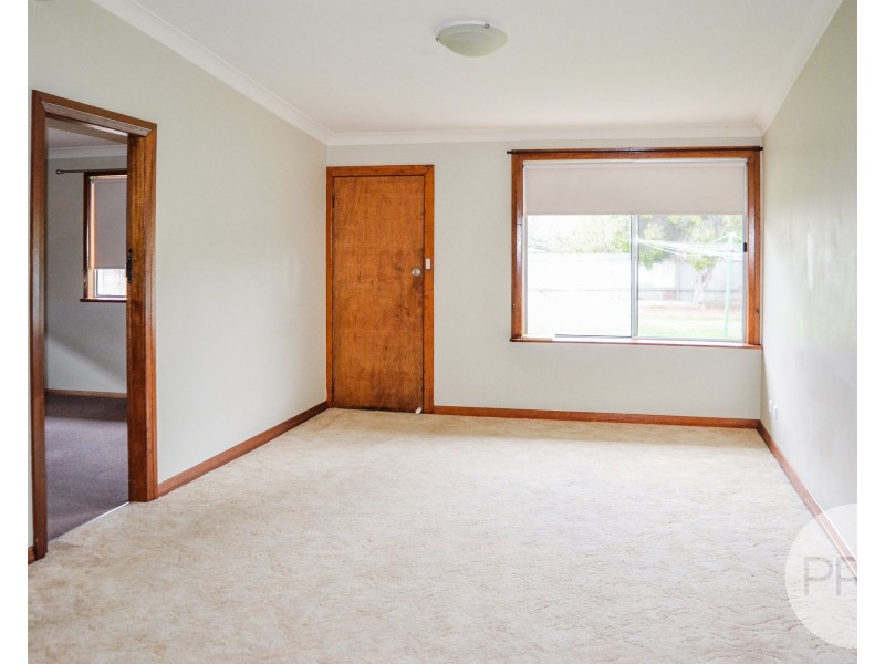 14 Rhoda Avenue, Wagga Wagga NSW 2650