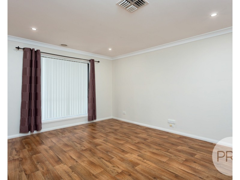 41 Swan Street, Ashmont NSW 2650