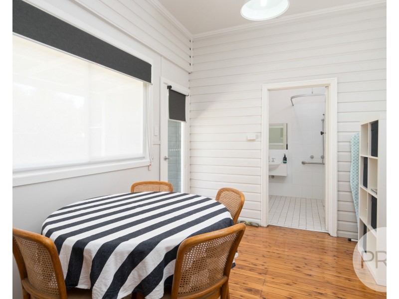 215 Gurwood Street, Wagga Wagga NSW 2650