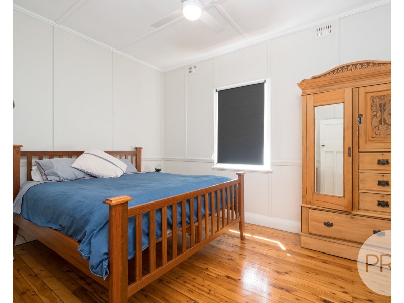215 Gurwood Street, Wagga Wagga NSW 2650