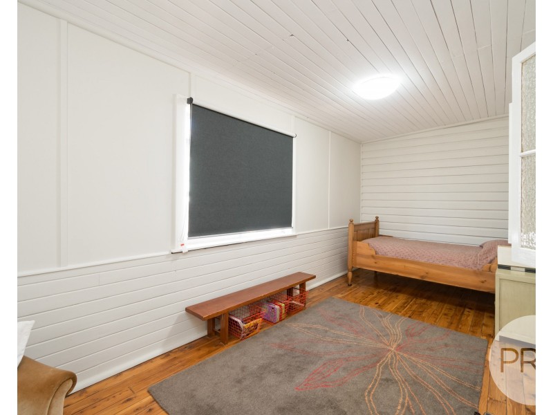 215 Gurwood Street, Wagga Wagga NSW 2650