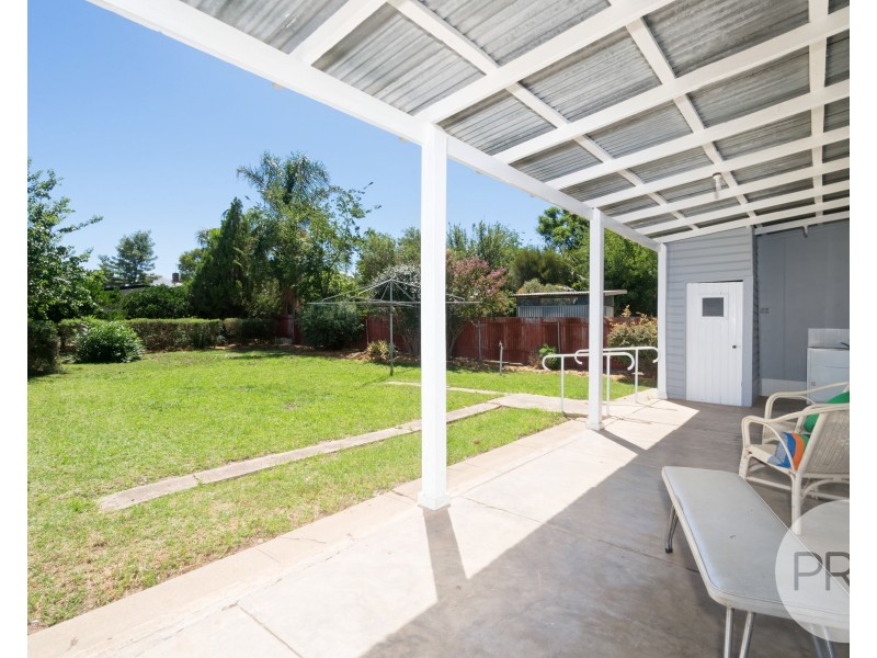 215 Gurwood Street, Wagga Wagga NSW 2650