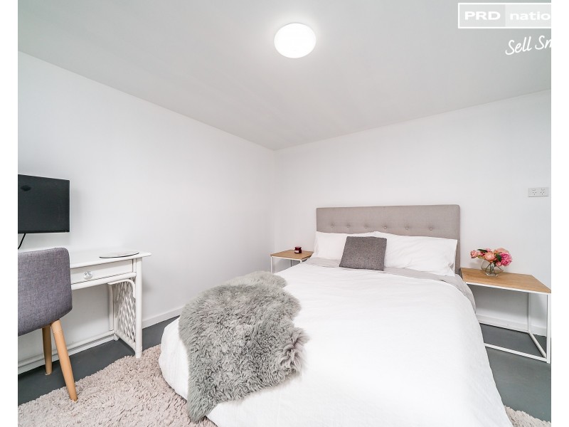 17 Edmondson, Turvey Park NSW 2650