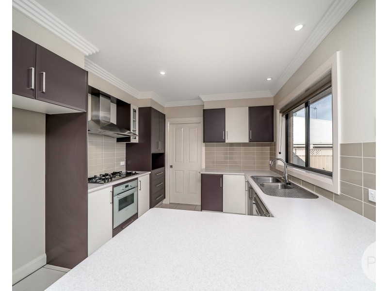 1/73 Stirling, Tatton NSW 2650