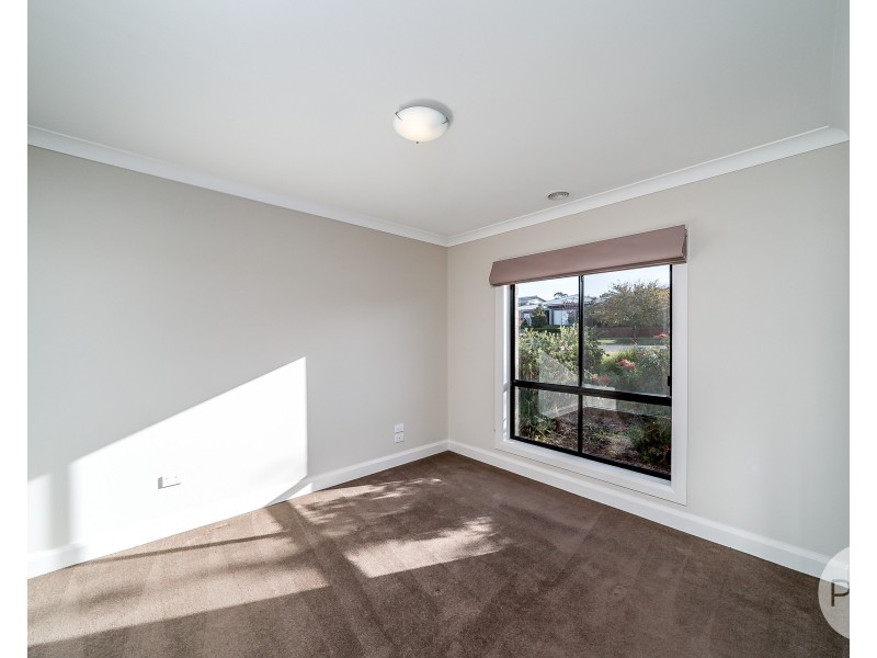 1/73 Stirling, Tatton NSW 2650