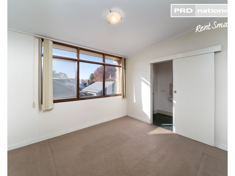 4/74a Tompson Street, Wagga Wagga NSW 2650