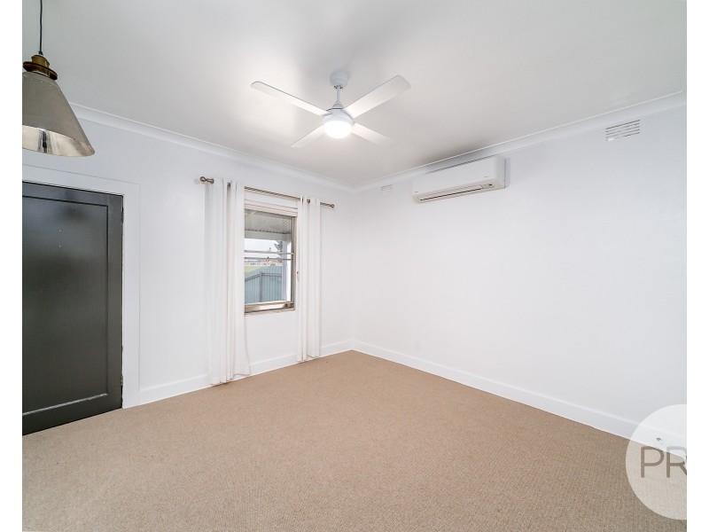 75 Beckwith Street, Wagga Wagga NSW 2650