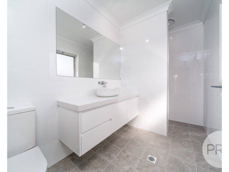 95 Coleman Street, Turvey Park NSW 2650