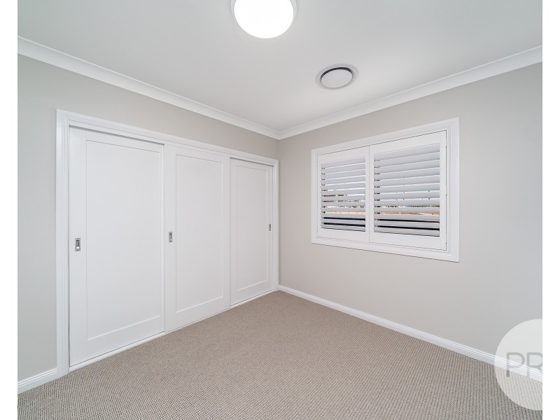 95 Coleman Street, Turvey Park NSW 2650