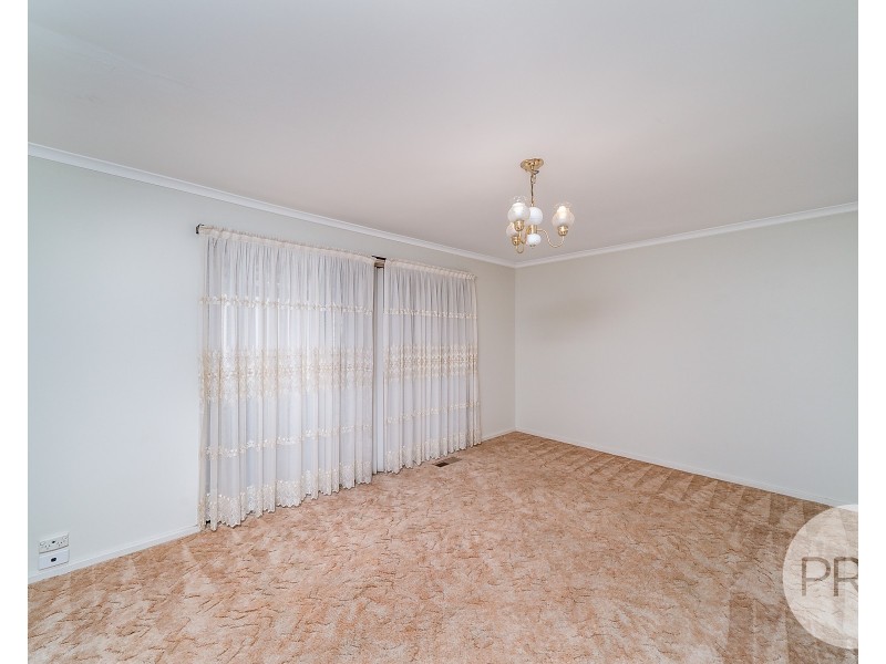 7 Swan Street, Ashmont NSW 2650