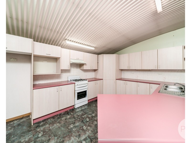 8 Albert Street, Wagga Wagga NSW 2650