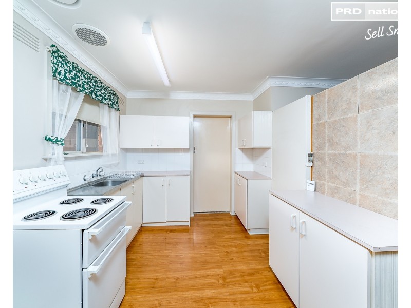 1/33 Bruce Street, Tolland NSW 2650
