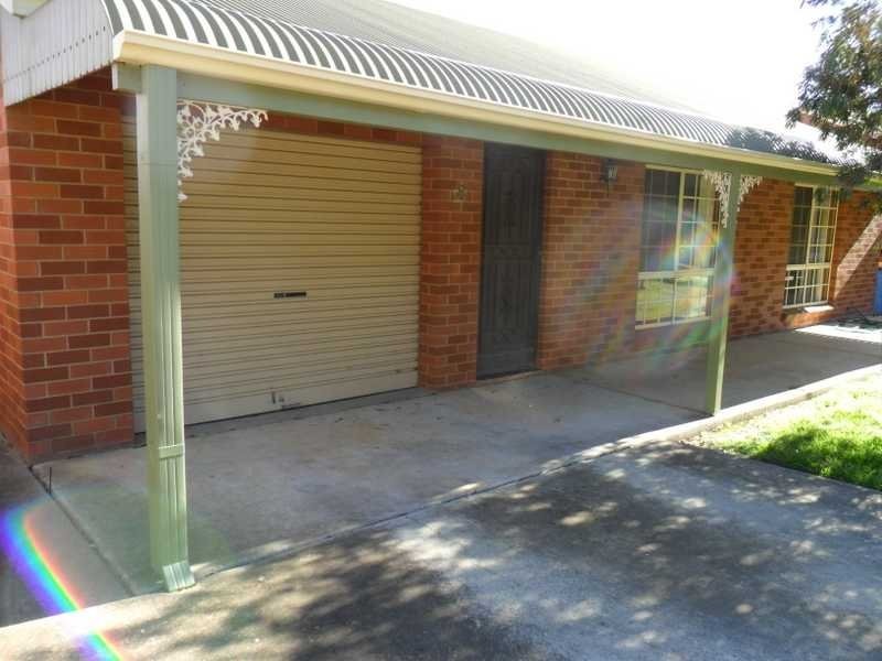 8/25 Darri Street, Glenfield Park NSW 2650