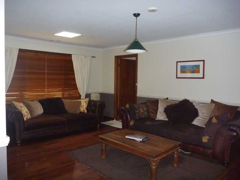 12 Mccoullough Drive, Tolland NSW 2650