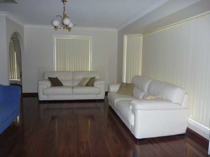 12 Mccoullough Drive, Tolland NSW 2650