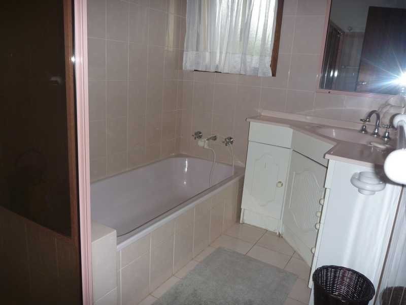 12 Mccoullough Drive, Tolland NSW 2650