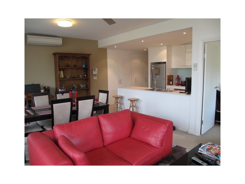 12 Duntroon Avenue, St Leonards NSW 2065