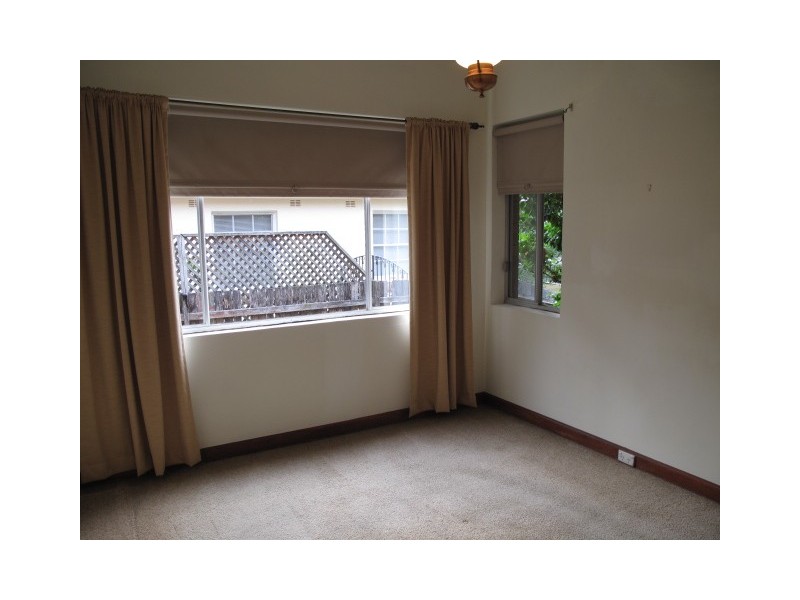 216 Burns Bay Road, Lane Cove NSW 2066