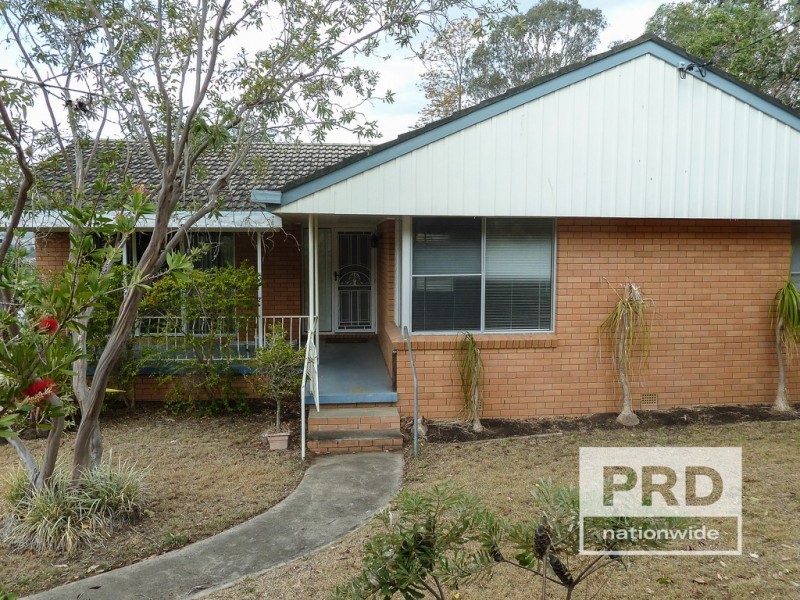 14 Pratt Street, Geneva NSW 2474